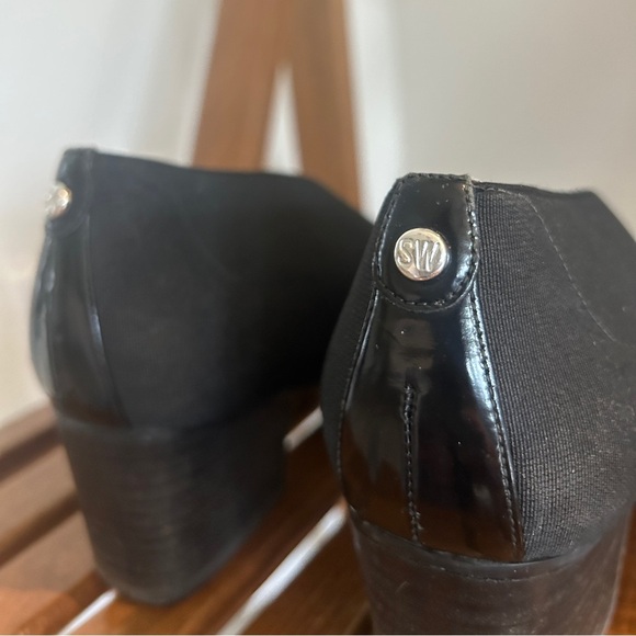 Stuart Weitzman Black Suede Heels - Picture 3 of 9